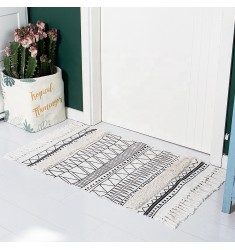 Hot Selling Boho Black White Printed Floor Mat Living Room Decor Custom Nordic Outdoor Hand Tufted Boho Area Rugs 