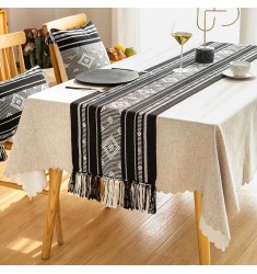 Hot Selling Modern Boho Cotton Woven Table Runner Black And White Yarn Dyed Handmade Dining Table Runner And Placemat Set 
