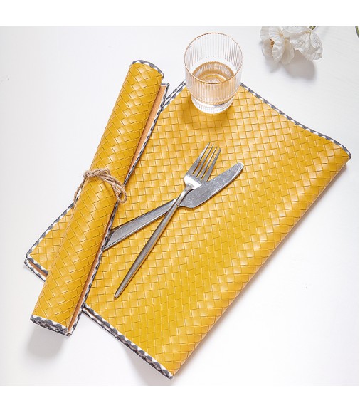 Hot Selling Pvc Plastic Waterproof Woven Pattern Reversible Using Table Mat 