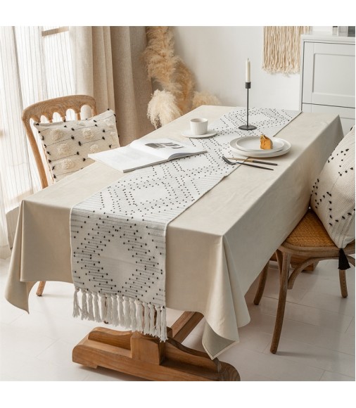 2022 New Arrivals Christmas Nordic Farmhouse Party Table Decoration Handmade White Stripe Woven Jacquard Dining Table Runner 
