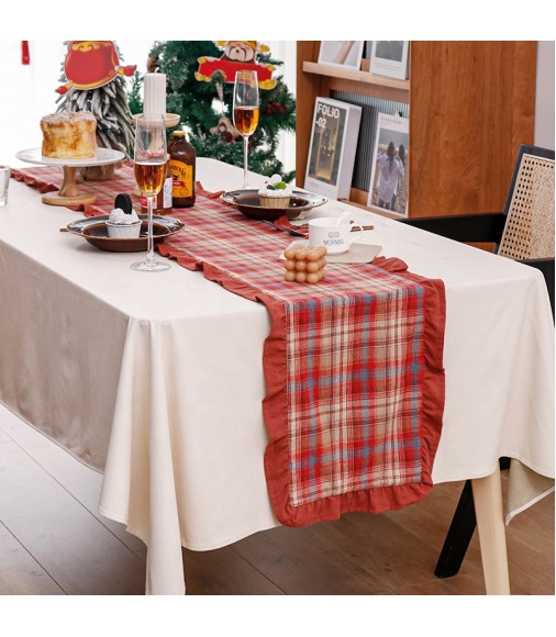 2022 Chinese New Year Festival Decorations 100% Cotton Woven Red Yarn Dyed Plaid Table Runner For Table Decor 