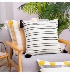 Custom Black And White Striped Boho Style Printing Woven Handmade Tassel Cushion Cover Wholesale Pillow Covers 