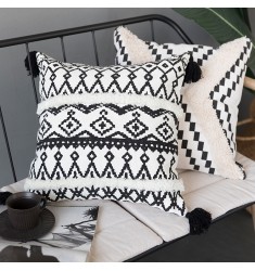 Hot Hotel Decorative Boho Moroccan Tufted Geometric Printed Cotton Woven Pillow Case Black And White Plain Throw Pillow Cover 