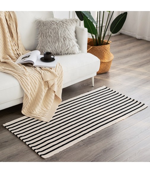 2021 Wholesale Modern Carpets And Rugs Washable Area Rugs Silk Screen Printing Outdoor Black And White Striped Living Room Rug 