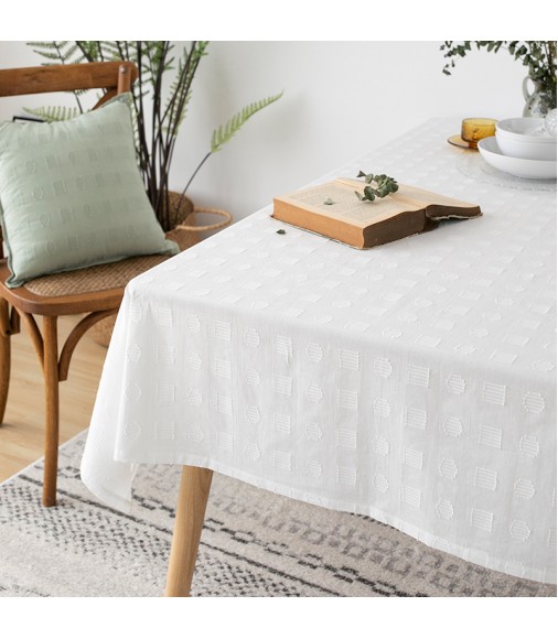 MOCOFO Elegant White Textured Tablecloth - Jacquard Pattern Table Cover for Dining & Special Occasions