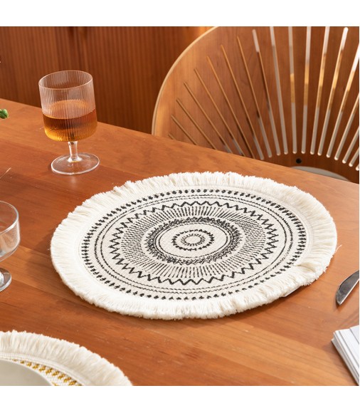 MOCOFO Round Woven Placemat with Tassels - Boho Dining Table Decor