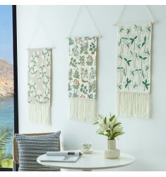 MOCOFO Botanical Tapestry Wall Hanging - Vintage Floral Bird Print for Home Decor Living Room Bedroom