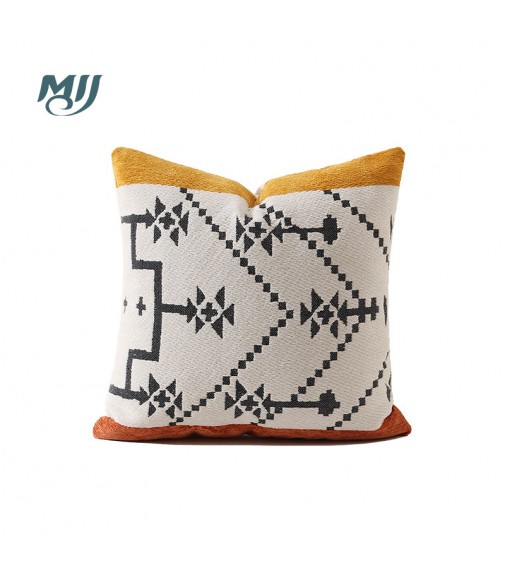 New Arrivals Modern Style 18x18 Black White Chenille Jacquard Decorative Throw Pillow Cover 